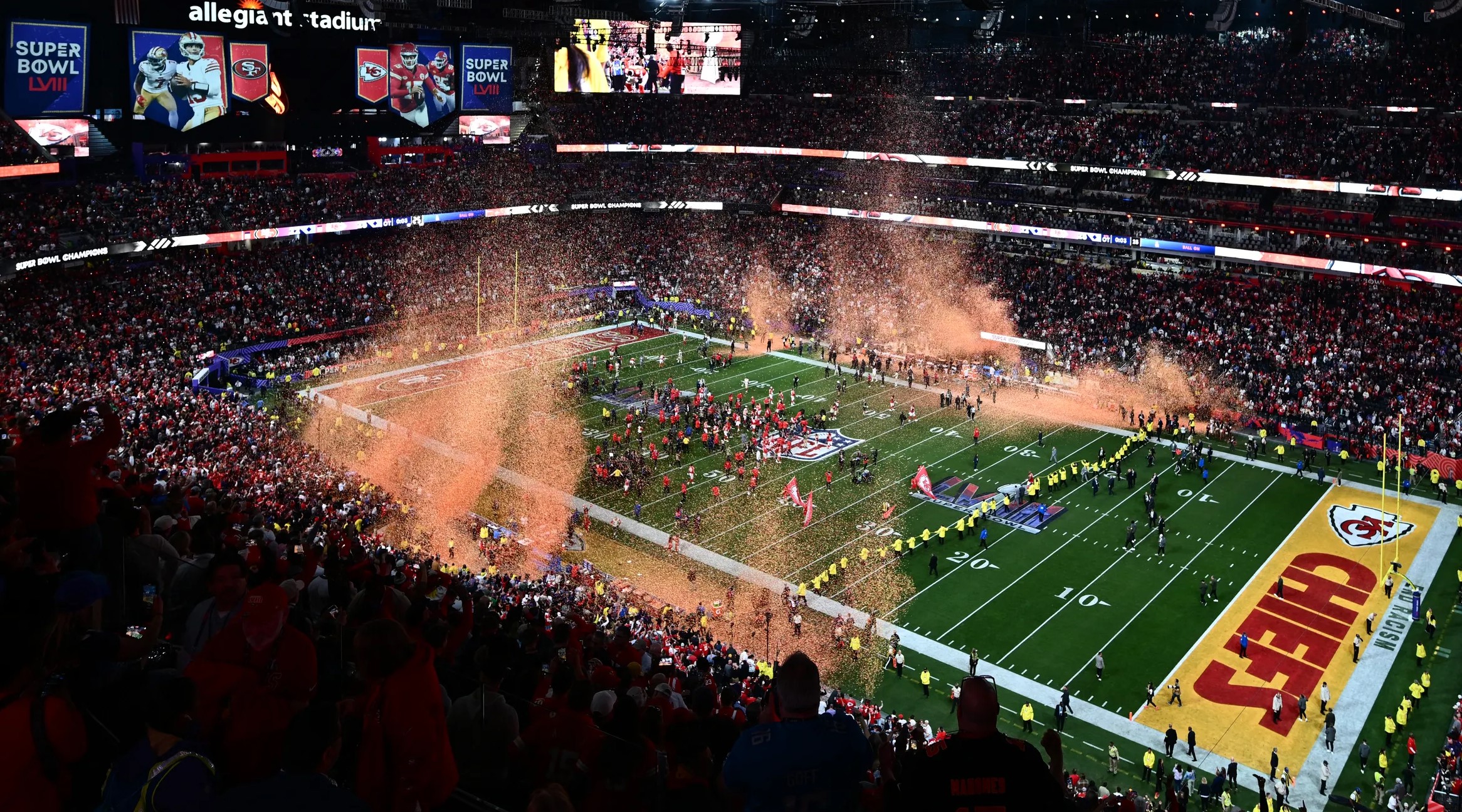 Super Bowl Stadium Comes Alive with an Unforgettable ‘Take Me Home, Country Roads’ Sing-Along