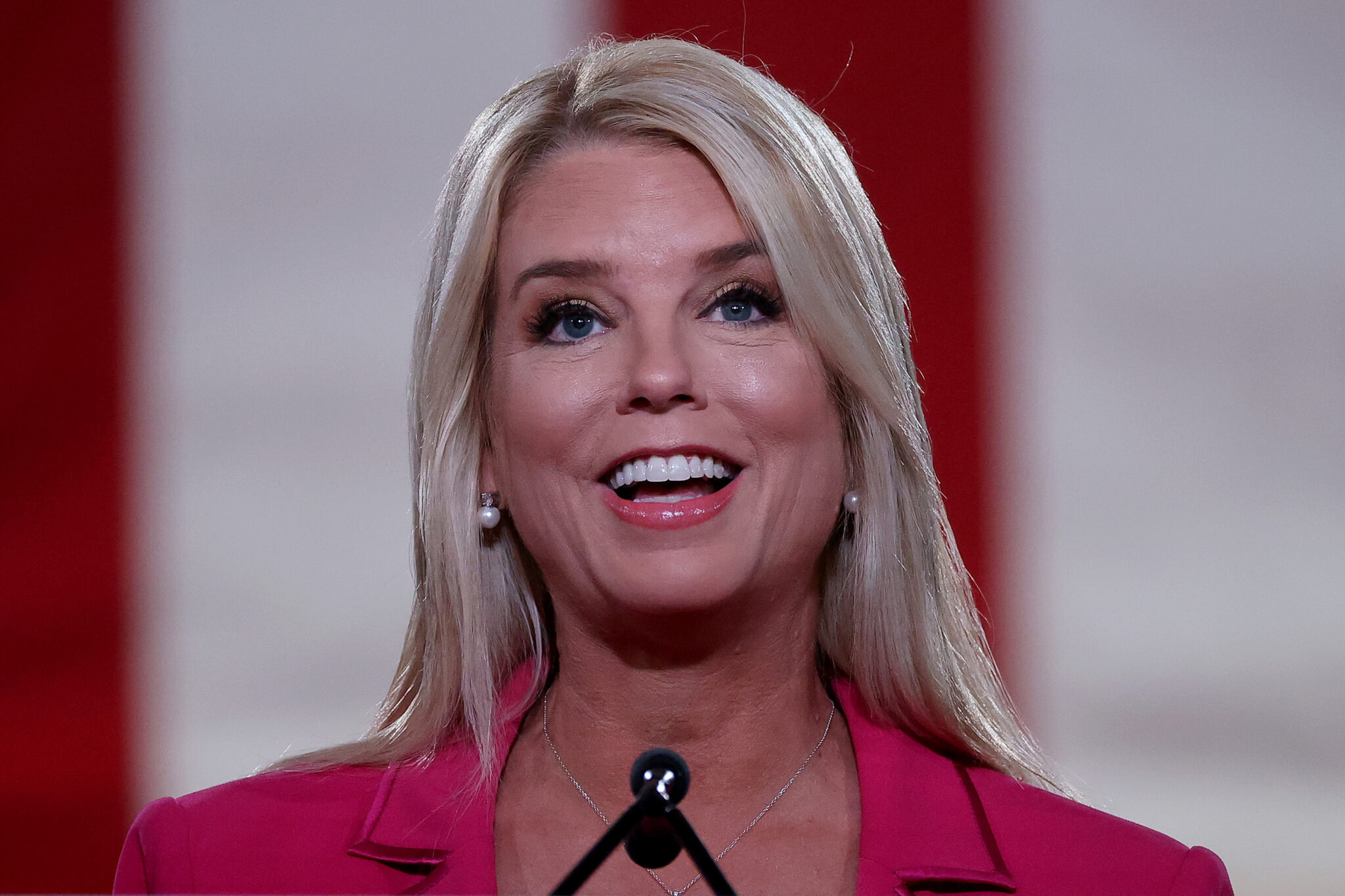 Pam Bondi Condemns NY Officials Over ‘Green Light Law’ as Major Charges Unfold