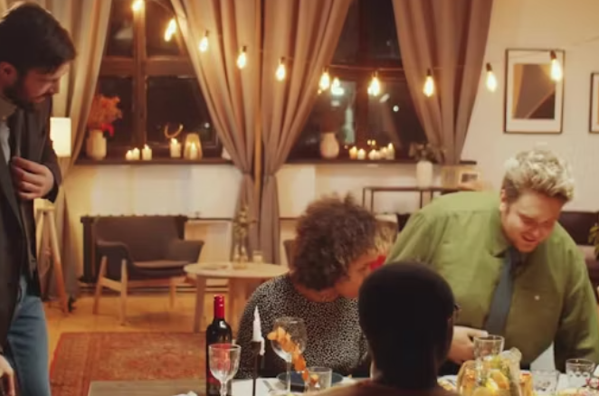 Funny story: A man and woman are having dinner in a restaurant