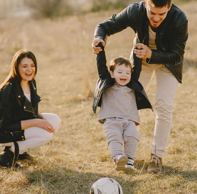 Stepparents Who Show that Being a Parent Is About Love, Not Just DNA….