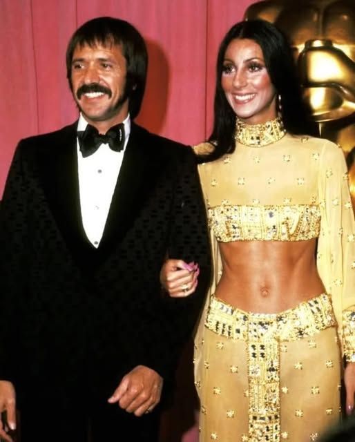 Hidden Drama Behind Cher’s Iconic 1973 Oscars Moment